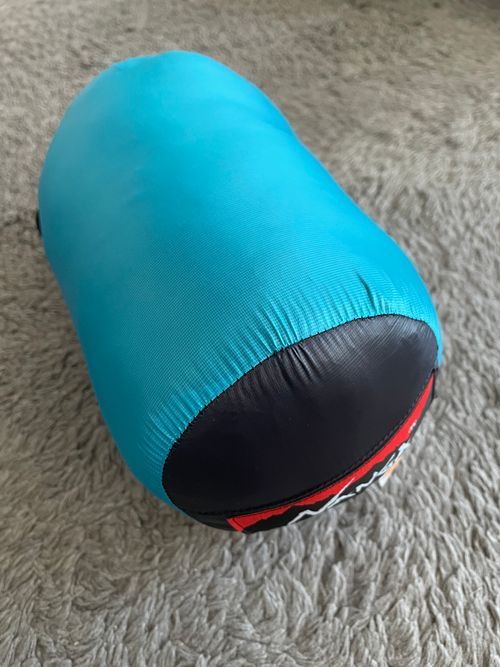 収納したNANGA MINIMA RHYTHM HALF
